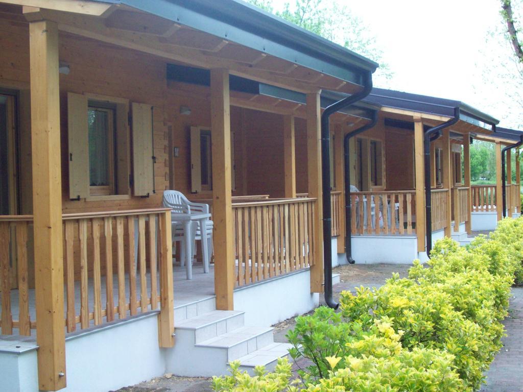 Villaggio Samoa Lido delle Nazioni Exterior foto