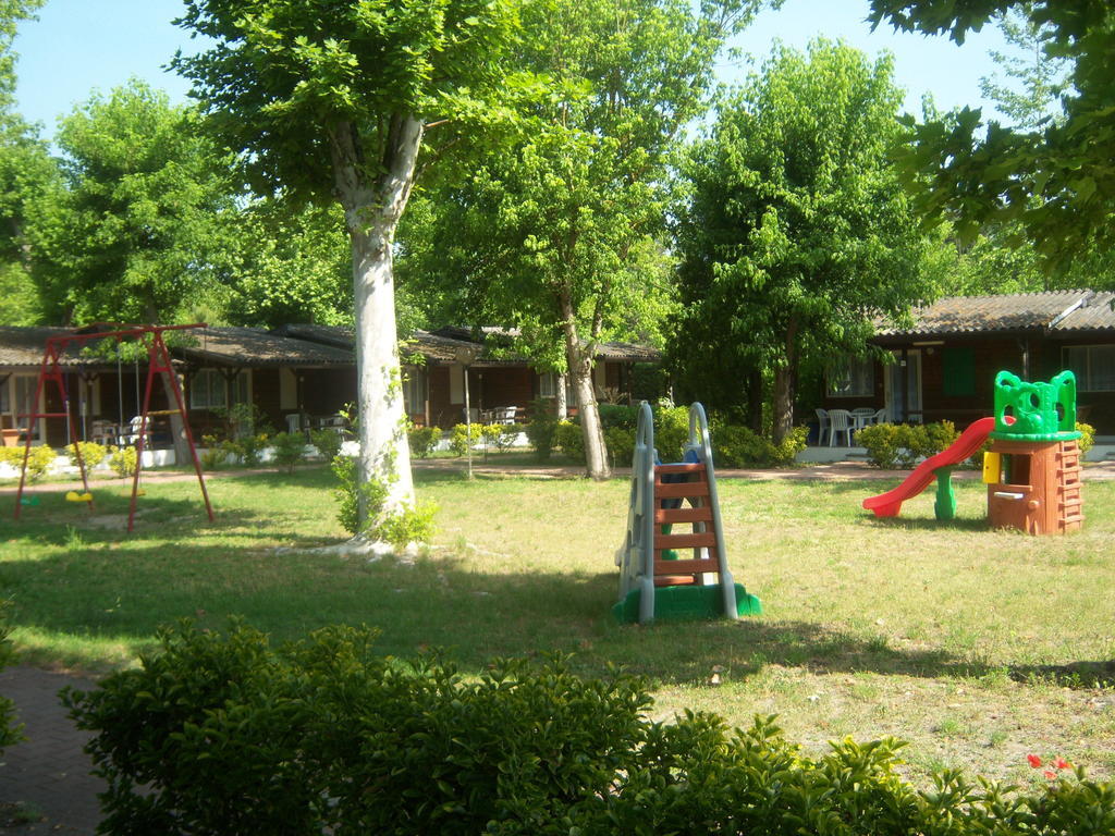 Villaggio Samoa Lido delle Nazioni Exterior foto