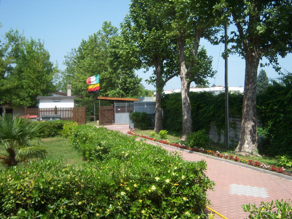 Villaggio Samoa Lido delle Nazioni Exterior foto